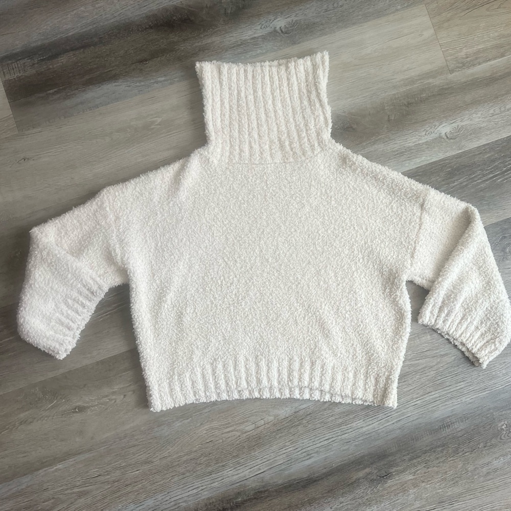Very J Cozy Turtleneck Sweater